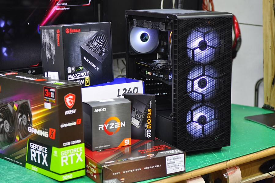 ASRock B550M Phantom Gaming 4 